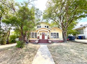 810 W Magnolia Ave, San Antonio, TX