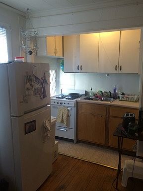 2nd image of 2005 Monroe St APT 7