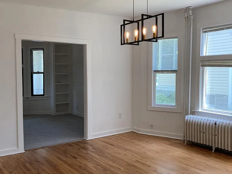 1-694 Central Ave W #1 — Photo 6