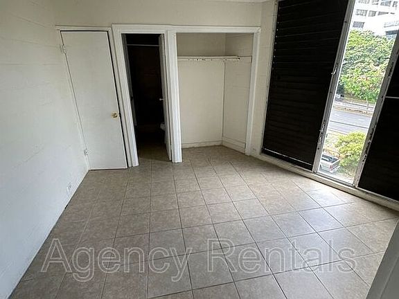 4th image of 510 Captain Cook Ave APT 205