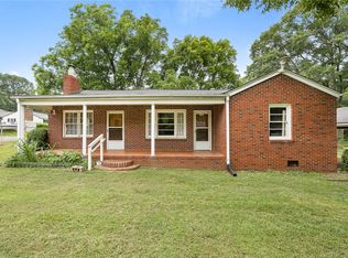 218 Mauldin St, Williamston, SC 29697