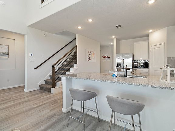 7th image of this home
