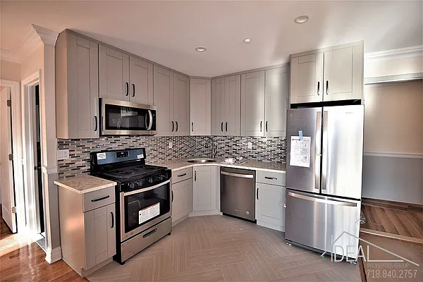 Rented by Ideal Properties Group | media 6