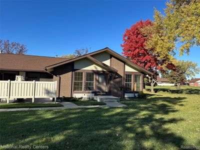40390 Newport Dr #60, Plymouth, MI, 48170
