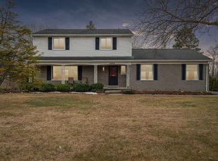 6683 Willow Rd, West Bloomfield, MI 48324