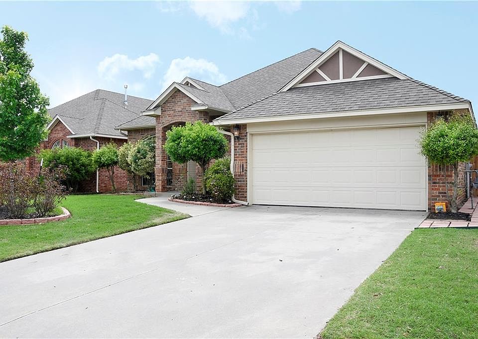 1st image of 2704 SW 140th St