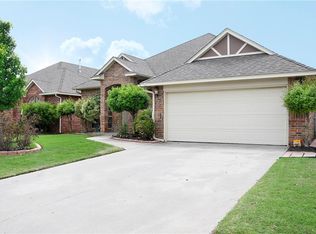 2704 SW 140th St, Oklahoma City, OK 73170
