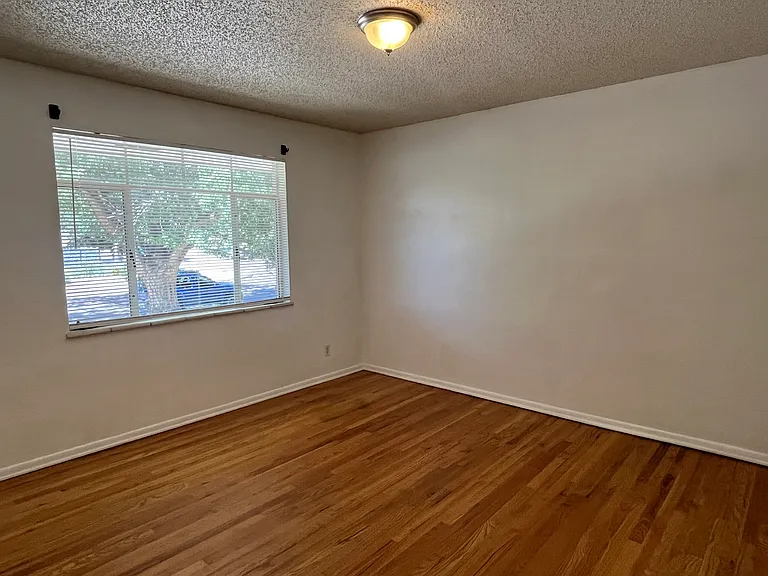 1525 E Bijou St — Photo 9