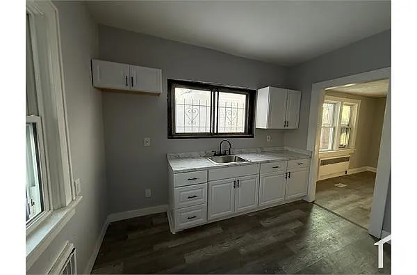 16313 Talford Ave photo 1