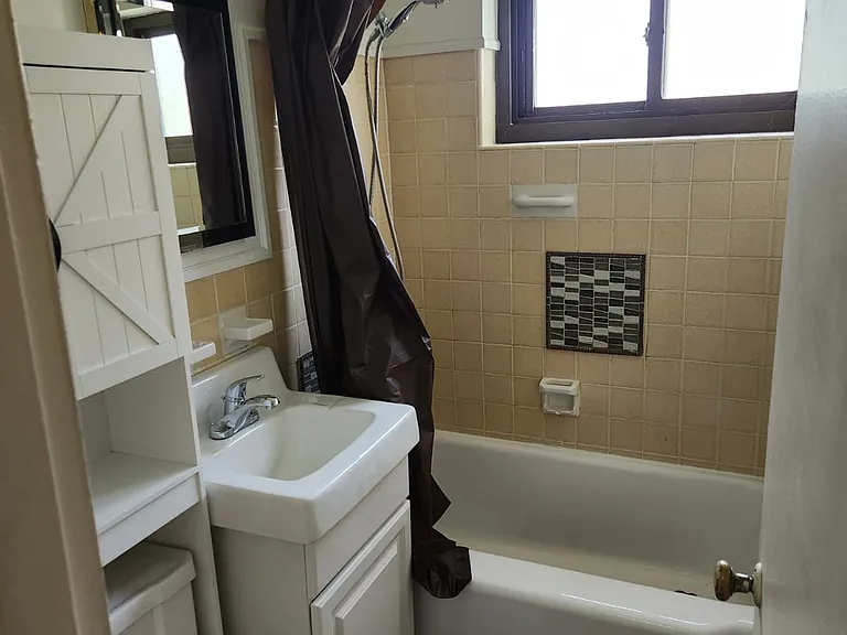 3071 Edwin Ave — Photo 6