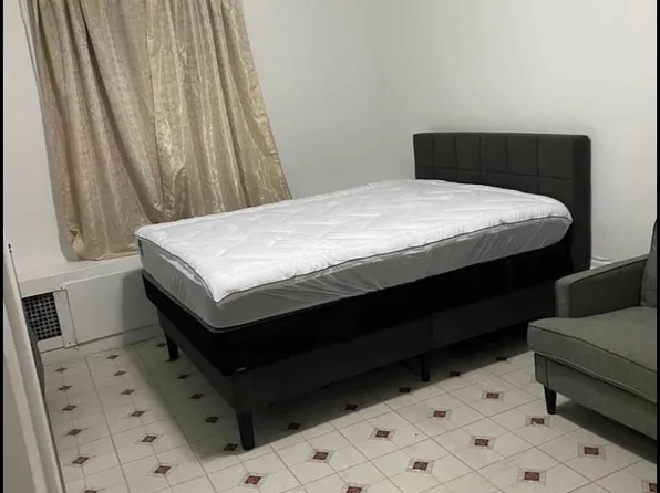 (undisclosed Address), Bronx, NY 10452