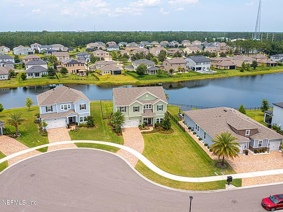5th image of 440 STARLIS Place