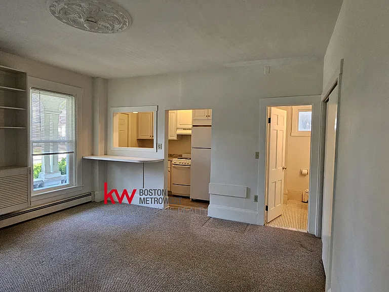 40 E Main St #1F — Photo 6
