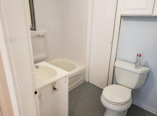 1 Side Hill St #1, Hope Valley, RI 02832