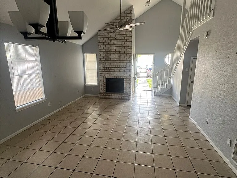 7202 The Mansions Dr #I1 — Photo 2