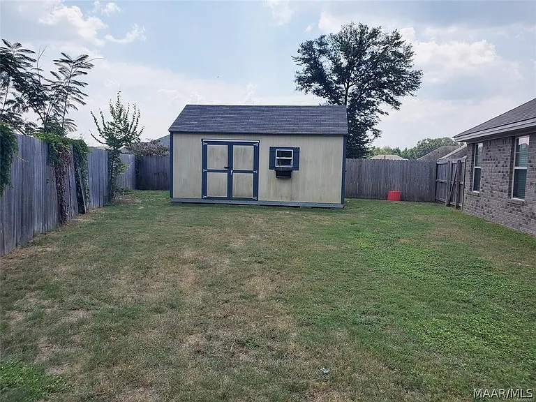 621 George Dr — Photo 14