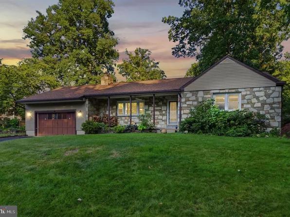 3310 Susquehanna Rd, Dresher, PA 19025