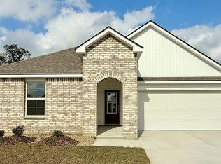 335 White Pine Dr, Lafayette, LA 70501