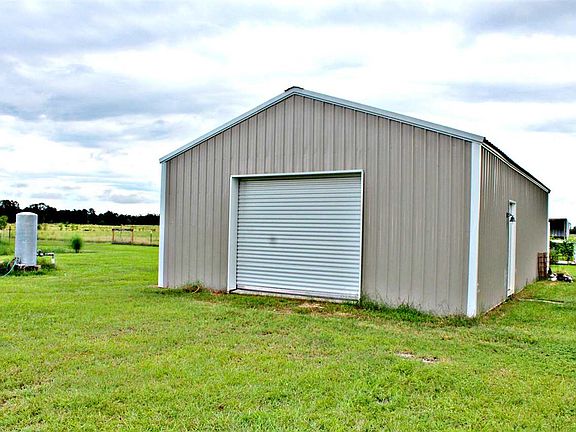 4th image of 1075 County Road 630