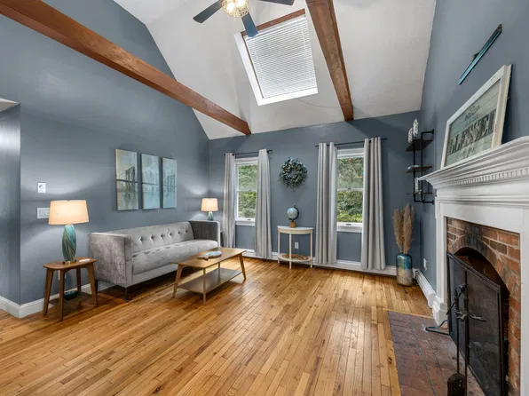 2 Sharon Lane, Forestdale, MA 02644