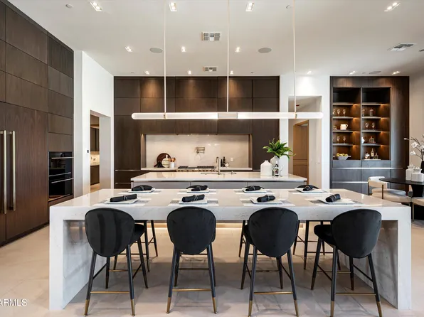 6702 E Cholla Street, Scottsdale, AZ 85254