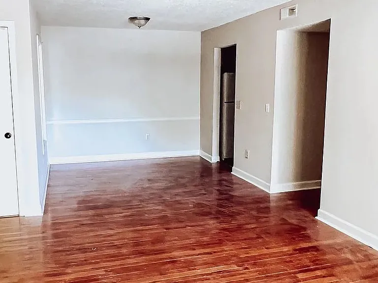 1744 N Hamilton St #B — Photo 8
