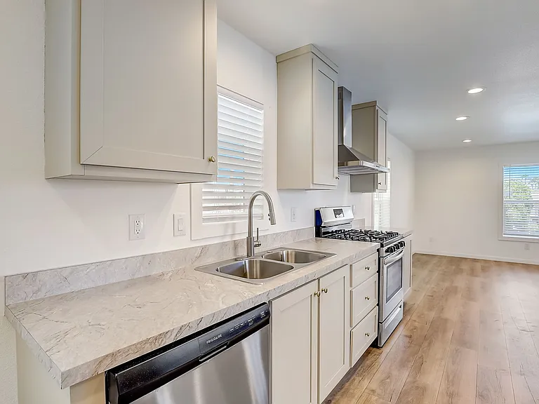 2627 S Lamb Blvd #225 — Photo 12