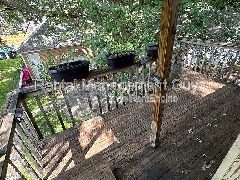 1408 Washington St NE #2 — Photo 15