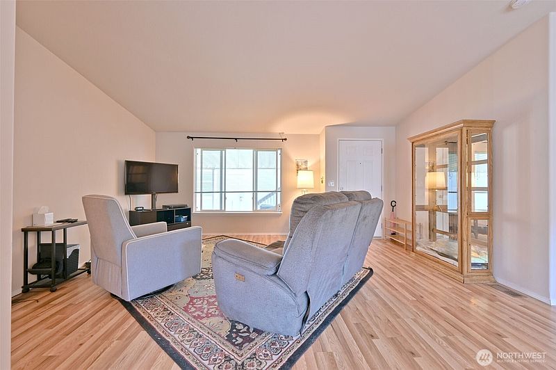 5th image of 2012 94th Street Ct E