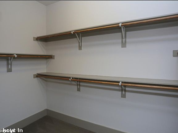 2nd image of 1711 Hoyt Ln #1024
