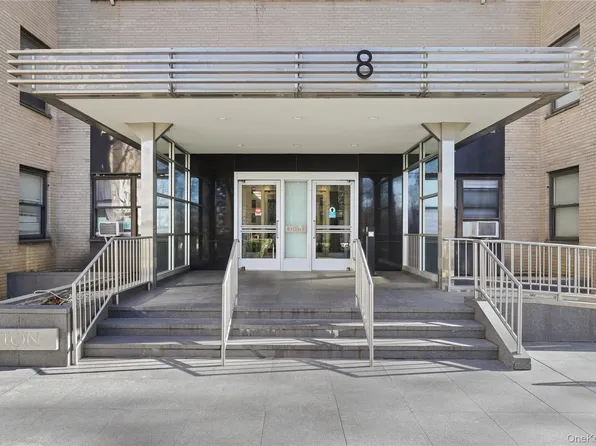 8 Fordham Hill Oval #16B, Bronx, NY 10468
