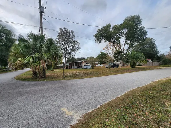 10490 SE 131st Pl, Ocklawaha, FL 32179