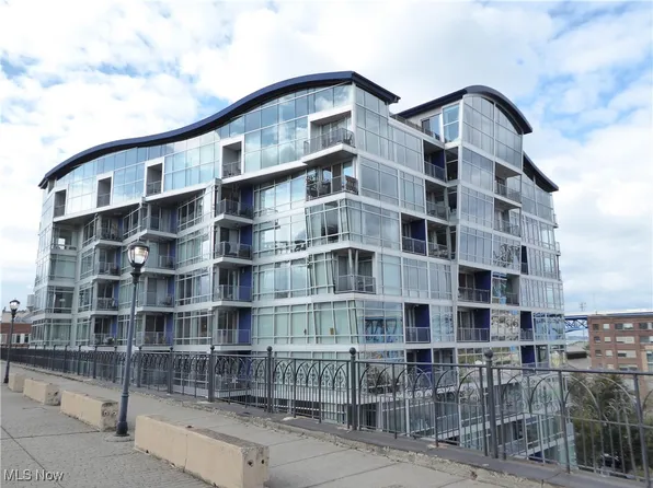 1237 Washington Ave APT 701, Cleveland, OH 44113