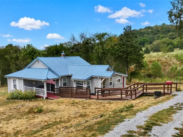 1262 Northfork Dr #59, Gravette, AR 72736