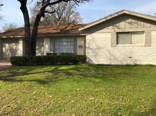 400 W Cheryl Ave, Hurst, TX 76053