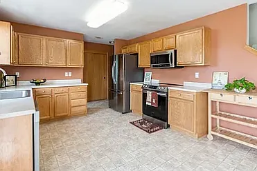 4111 Crestmoor Ave — Photo 3