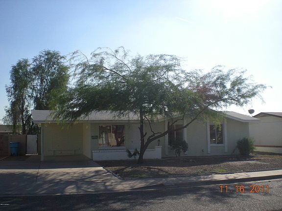 2nd image of 2215 W Larkspur Dr