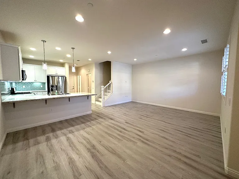 1503 El Paseo — Photo 14