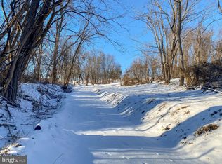 936 Line Rd, Delta, PA 17314