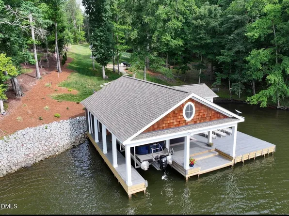 945 Kelly Brewer Rd #1, Leasburg, NC 27291