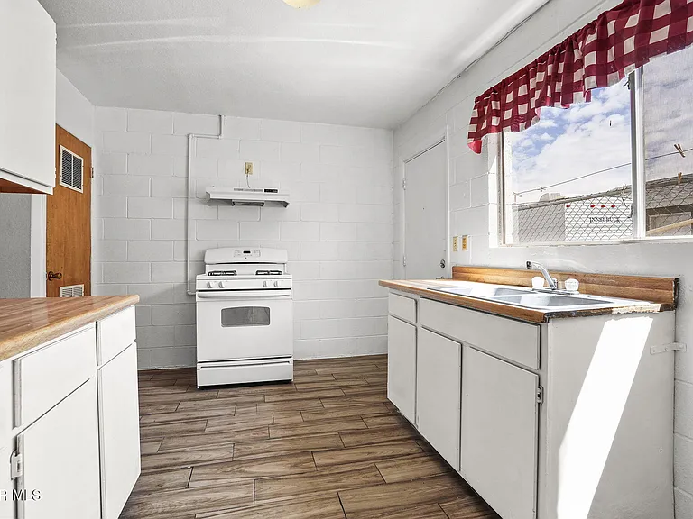 4006 Laredo Ave #1 — Photo 10
