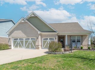 7421 Doyal Dr, Whitestown, IN