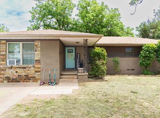 1404 A St, Snyder, OK 73566