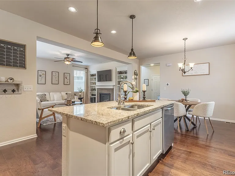 3793 Cadence Dr — Photo 18