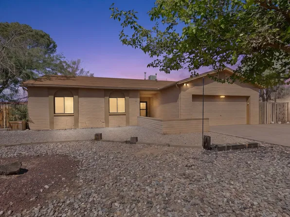 209 Villa Verde Dr SE, Rio Rancho, NM 87124