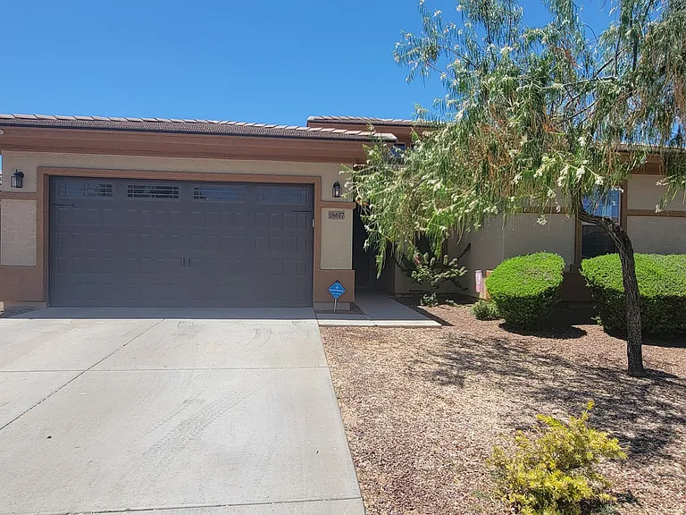 18617 W Williams St — Photo 2
