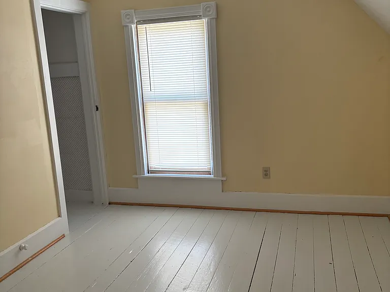 432 N 3rd St — Photo 11