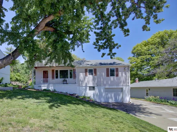 7608 Bedford Ave, Omaha, NE 68134
