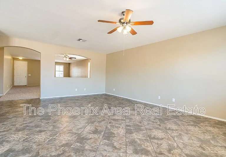 45992 W Dutchman Dr — Photo 13