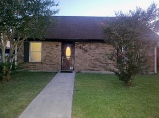 5620 Christian Ln, New Orleans, LA 70126